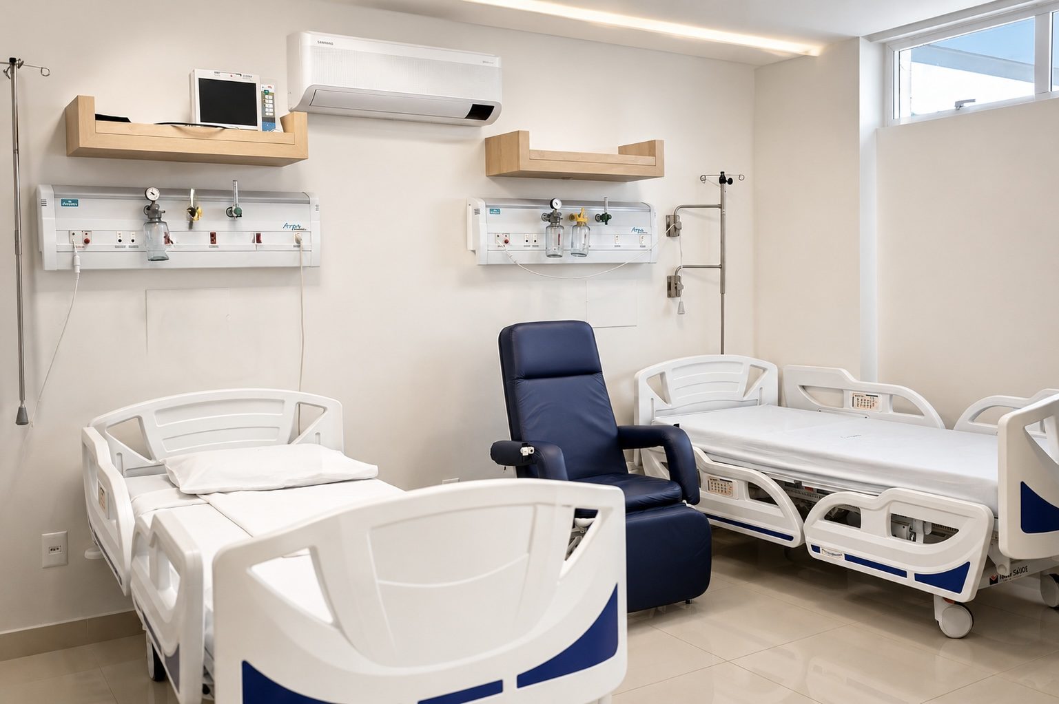 Quarto de recuperação com hotelaria
